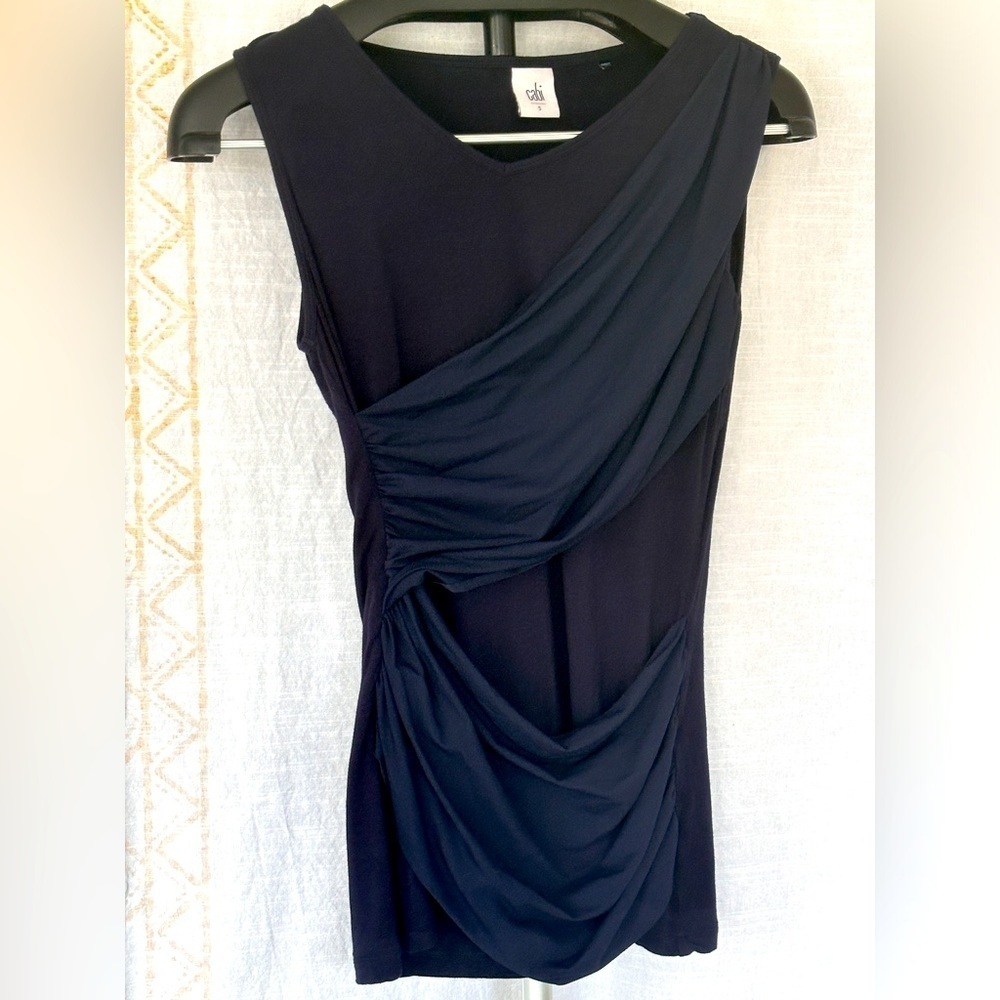 CAbi Navy Double Wrap Sleeveless Top. Size Small.